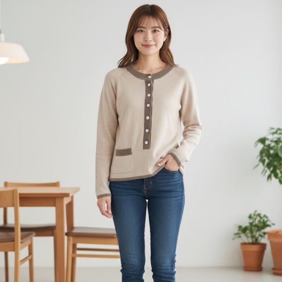 Sweaters - Cashmere Cream and Brown Sweater